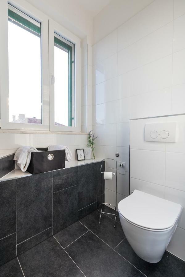 Seabed Rooms&Studio สปลิท ภายนอก รูปภาพ